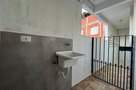 Casa de condomínio à venda com 30m², 1 quarto e sem vaga Casa de condomínio à venda com 30m², 1 quarto e sem vagaÁrea de Serviço