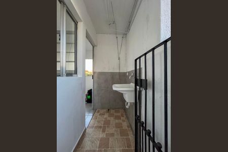 Casa de condomínio à venda com 30m², 1 quarto e sem vaga Casa de condomínio à venda com 30m², 1 quarto e sem vagaÁrea de Serviço