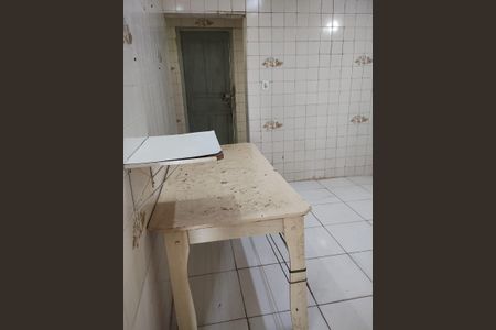 Casa à venda com 183m², 2 quartos e 1 vaga Casa à venda com 183m², 2 quartos e 1 vagaCozinha