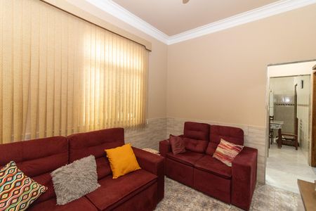 Casa à venda com 5 quartos, 270m² em Realengo, Rio de Janeiro