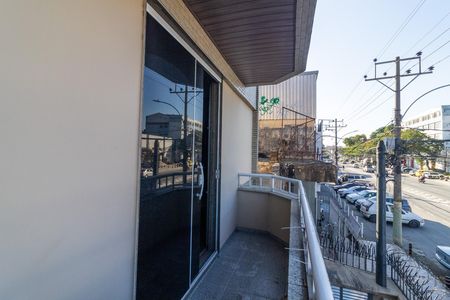 Casa à venda com 270m², 5 quartos e 4 vagas Casa à venda com 270m², 5 quartos e 4 vagasSacada 1