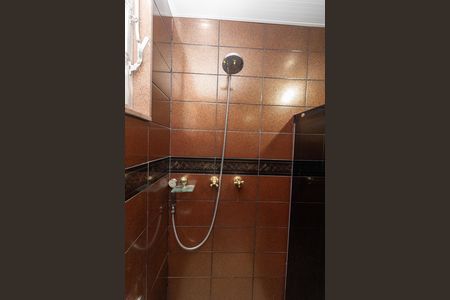Casa à venda com 270m², 5 quartos e 4 vagas Casa à venda com 270m², 5 quartos e 4 vagasBanheiro da Suíte