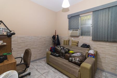 Casa à venda com 270m², 5 quartos e 4 vagas Casa à venda com 270m², 5 quartos e 4 vagasQuarto 1
