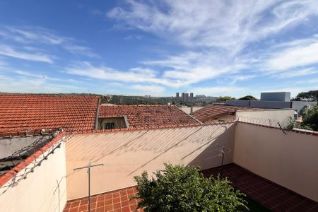 Vista da Suíte de casa à venda com 4 quartos, 221m² em Vila Martina, Valinhos