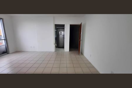 Apartamento para alugar com 70m², 2 quartos e 1 vaga Apartamento para alugar com 70m², 2 quartos e 1 vagaQuarto