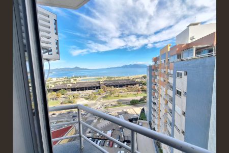 Varanda de apartamento para alugar com 2 quartos, 70m² em Centro, Florianópolis