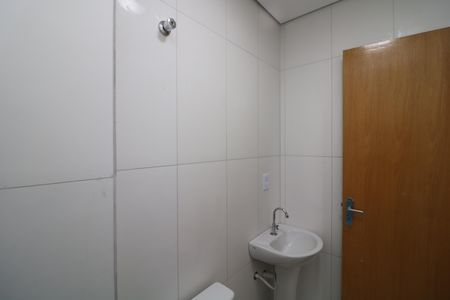 Banheiro de apartamento para alugar com 2 quartos, 35m² em Vila Prudente, São Paulo