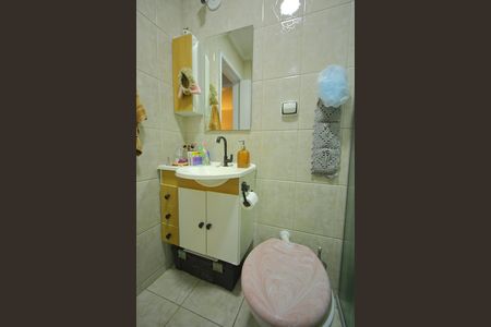 Banheiro  de apartamento à venda com 1 quarto, 44m² em Baeta Neves, São Bernardo do Campo