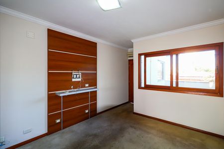 Casa para alugar com 3 quartos, 250m² em Jardim Londrina, São Paulo