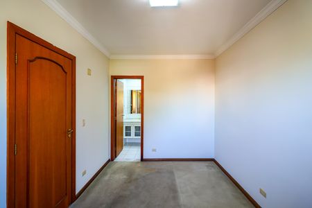 Casa para alugar com 3 quartos, 250m² em Jardim Londrina, São Paulo