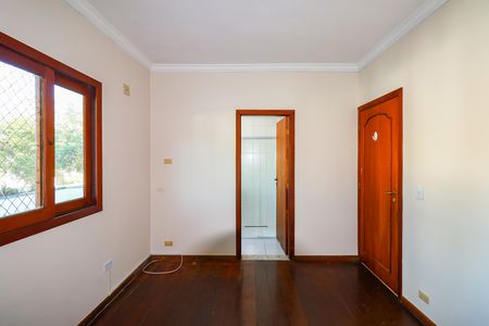 Casa para alugar com 3 quartos, 250m² em Jardim Londrina, São Paulo