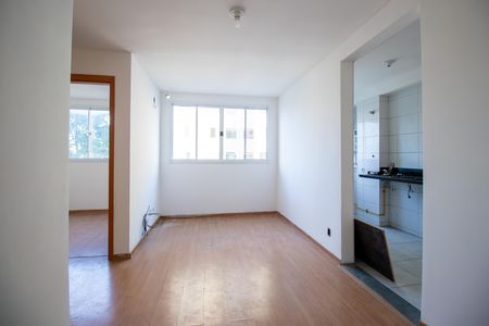 Sala de apartamento para alugar com 2 quartos, 44m² em Colégio, Rio de Janeiro