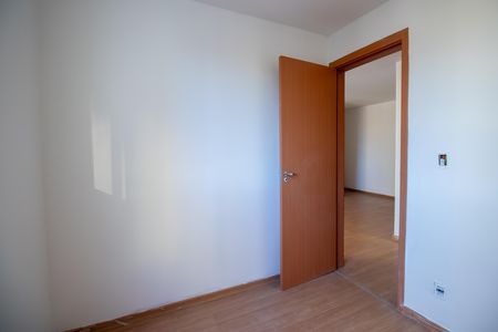 Quarto 1 de apartamento para alugar com 2 quartos, 44m² em Colégio, Rio de Janeiro