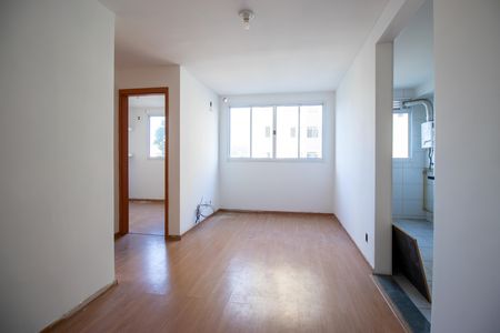 Sala de apartamento para alugar com 2 quartos, 44m² em Colégio, Rio de Janeiro