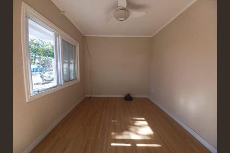 Casa para alugar com 80m², 3 quartos e 2 vagasSala