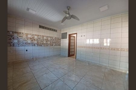 Casa para alugar com 80m², 3 quartos e 2 vagasCozinha