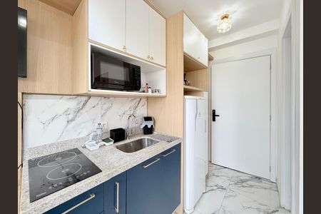 Cozinha de kitnet/studio para alugar com 1 quarto, 22m² em Santo Amaro, São Paulo