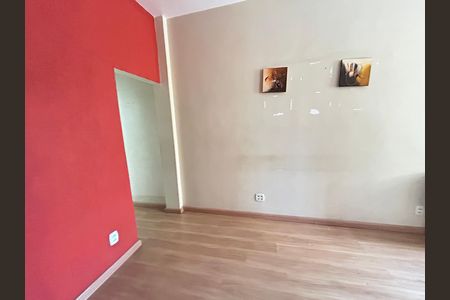 Apartamento para alugar com 65m², 2 quartos e sem vagaSala