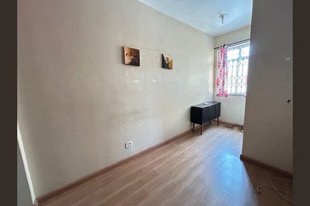 Apartamento para alugar com 65m², 2 quartos e sem vagaSala