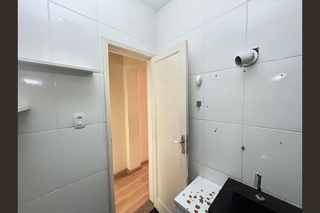 Apartamento para alugar com 65m², 2 quartos e sem vagaBanheiro