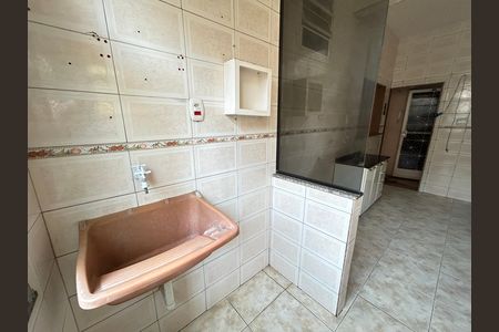 Apartamento para alugar com 65m², 2 quartos e sem vagaÁrea de Serviço