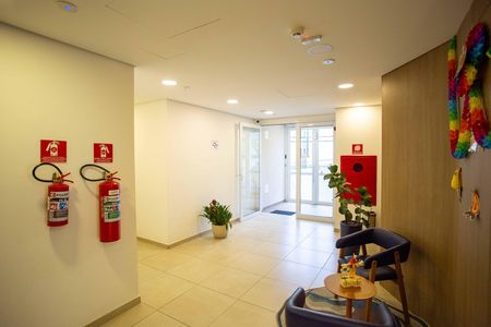 Apartamento para alugar com 86m², 3 quartos e 2 vagasHall social