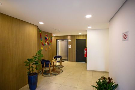 Apartamento para alugar com 86m², 3 quartos e 2 vagasHall social
