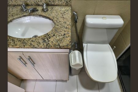 Apartamento para alugar com 74m², 3 quartos e 1 vaga