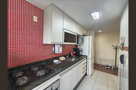 Apartamento para alugar com 74m², 3 quartos e 1 vaga