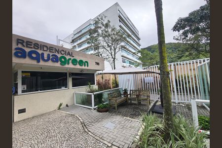 Apartamento para alugar com 74m², 3 quartos e 1 vaga