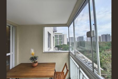 Apartamento para alugar com 74m², 3 quartos e 1 vaga