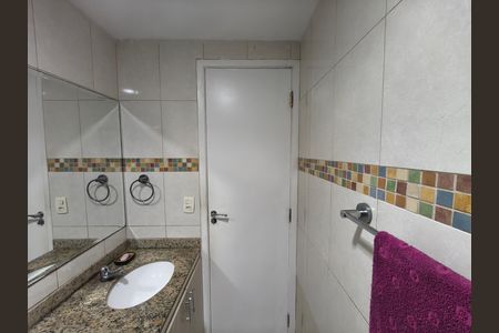 Apartamento para alugar com 74m², 3 quartos e 1 vaga