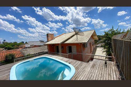 Casa para alugar com 140m², 3 quartos e 3 vagas