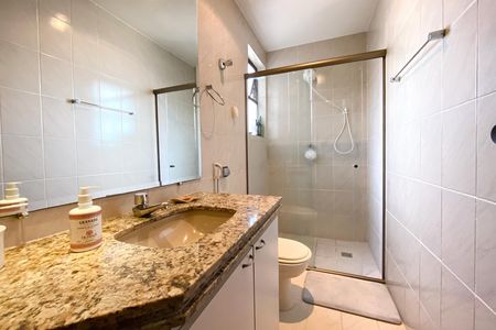 Apartamento à venda com 110m², 3 quartos e 2 vagasBanheiro