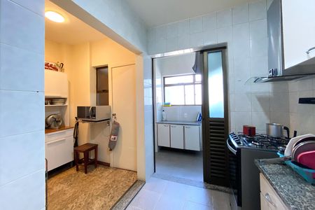 Apartamento à venda com 110m², 3 quartos e 2 vagasCozinha