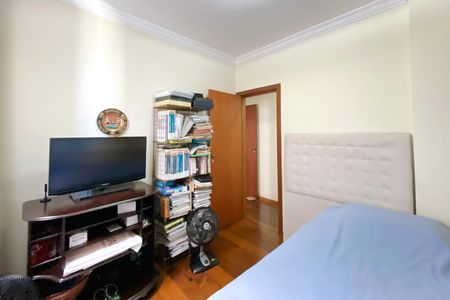 Apartamento à venda com 110m², 3 quartos e 2 vagasQuarto 2
