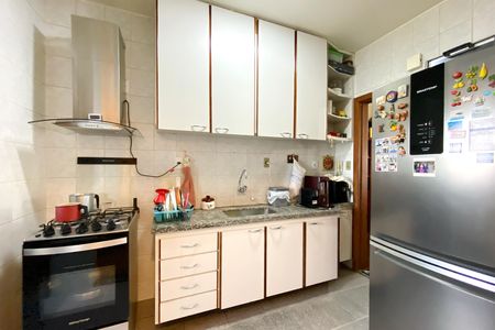 Apartamento à venda com 110m², 3 quartos e 2 vagasCozinha