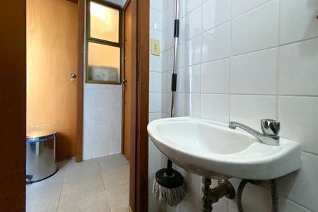 Apartamento à venda com 110m², 3 quartos e 2 vagasBanheiro de serviço