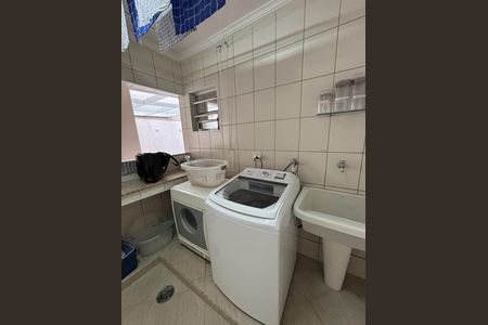 Área de Serviço de casa à venda com 3 quartos, 315m² em Parque Sao Pedro, São Bernardo do Campo