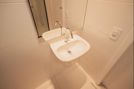 Studio para alugar com 27m², 1 quarto e sem vaga Studio para alugar com 27m², 1 quarto e sem vagaBanheiro