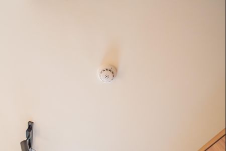 Studio para alugar com 27m², 1 quarto e sem vaga Studio para alugar com 27m², 1 quarto e sem vagaStudio - Detector de fumaça