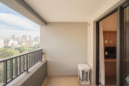 Studio para alugar com 27m², 1 quarto e sem vaga Studio para alugar com 27m², 1 quarto e sem vagaVaranda