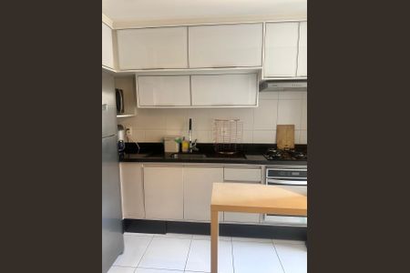 Apartamento à venda com 52m², 2 quartos e 1 vaga Apartamento à venda com 52m², 2 quartos e 1 vagaCozinha