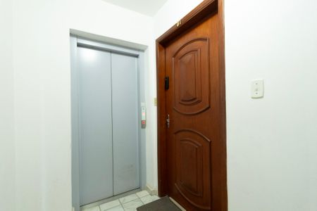 Apartamento para alugar com 130m², 3 quartos e 1 vaga Apartamento para alugar com 130m², 3 quartos e 1 vagaÁrea comum
