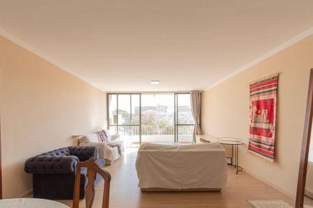 Apartamento para alugar com 130m², 3 quartos e 1 vaga Apartamento para alugar com 130m², 3 quartos e 1 vagaSala