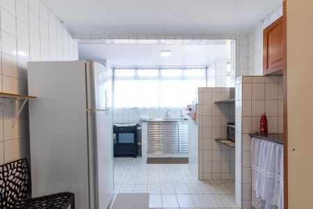 Apartamento para alugar com 130m², 3 quartos e 1 vaga Apartamento para alugar com 130m², 3 quartos e 1 vagaCozinha