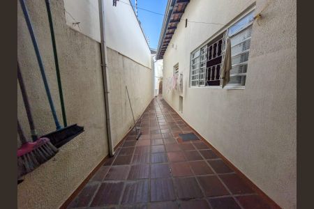 Corredor de casa à venda com 3 quartos, 207m² em Chácara da Barra, Campinas