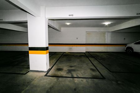 Garagem de apartamento para alugar com 4 quartos, 160m² em Lourdes, Belo Horizonte