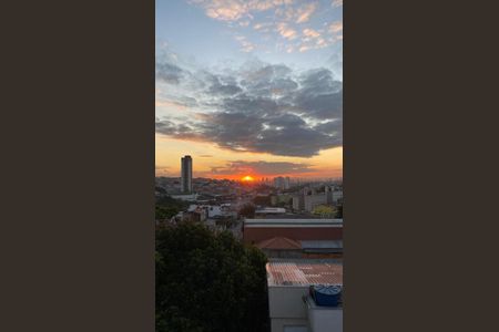 Vista de apartamento à venda com 2 quartos, 56m² em Cidade Líder, São Paulo