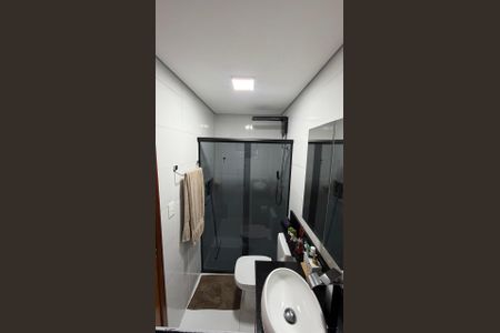 Apartamento à venda com 56m², 2 quartos e 1 vaga Apartamento à venda com 56m², 2 quartos e 1 vagaBanheiro
